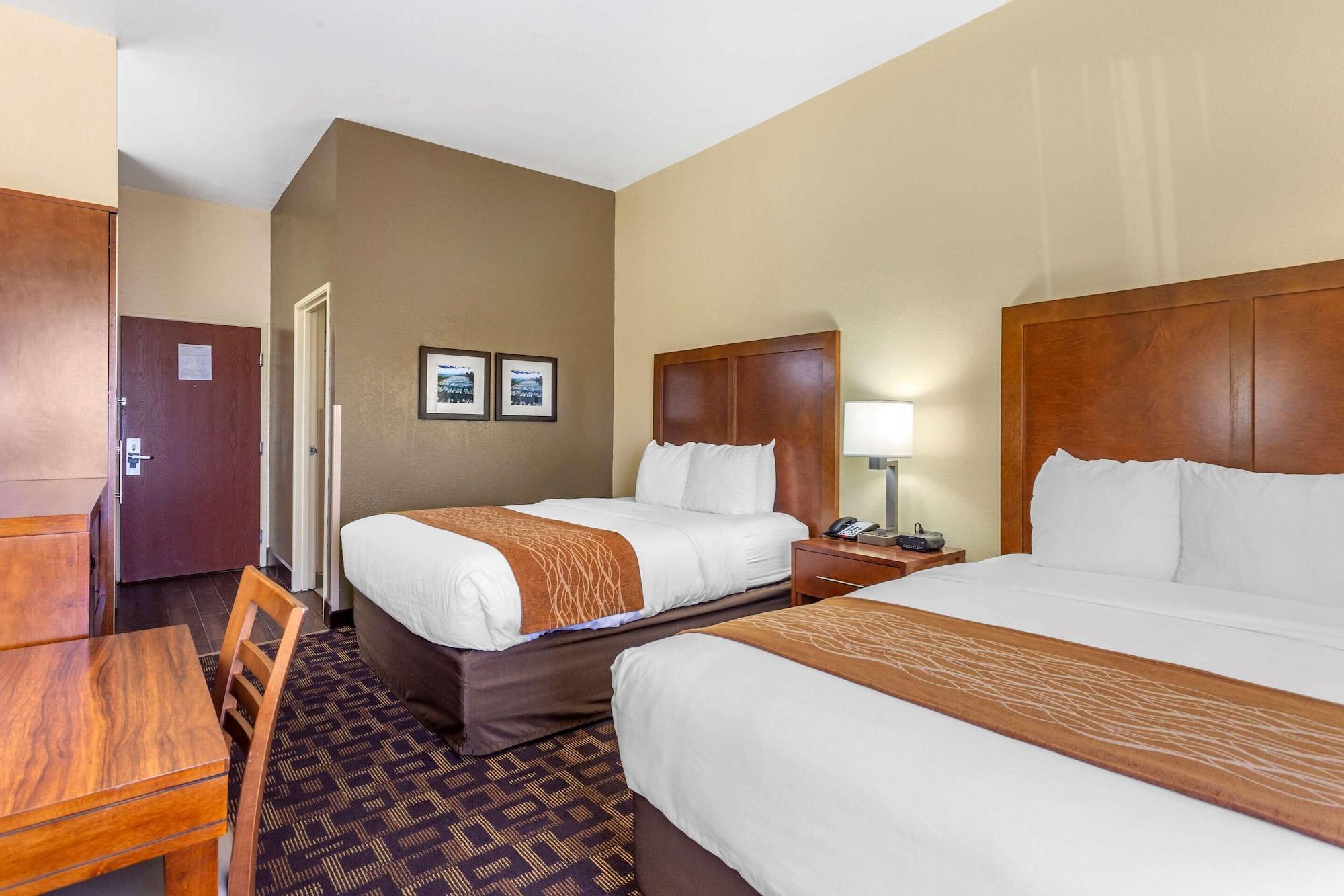 Comfort Inn & Suites North Aurora - Naperville Exterior photo