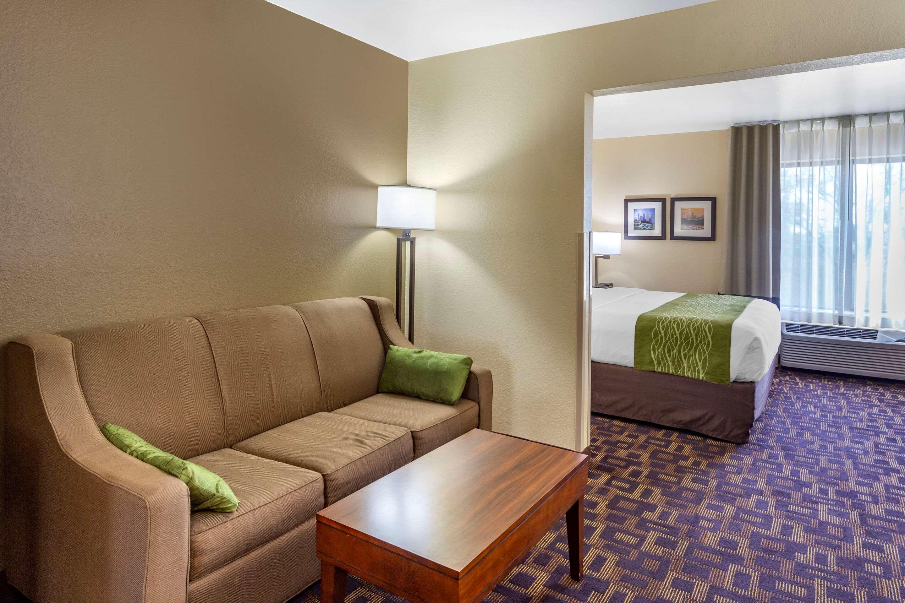 Comfort Inn & Suites North Aurora - Naperville Exterior photo