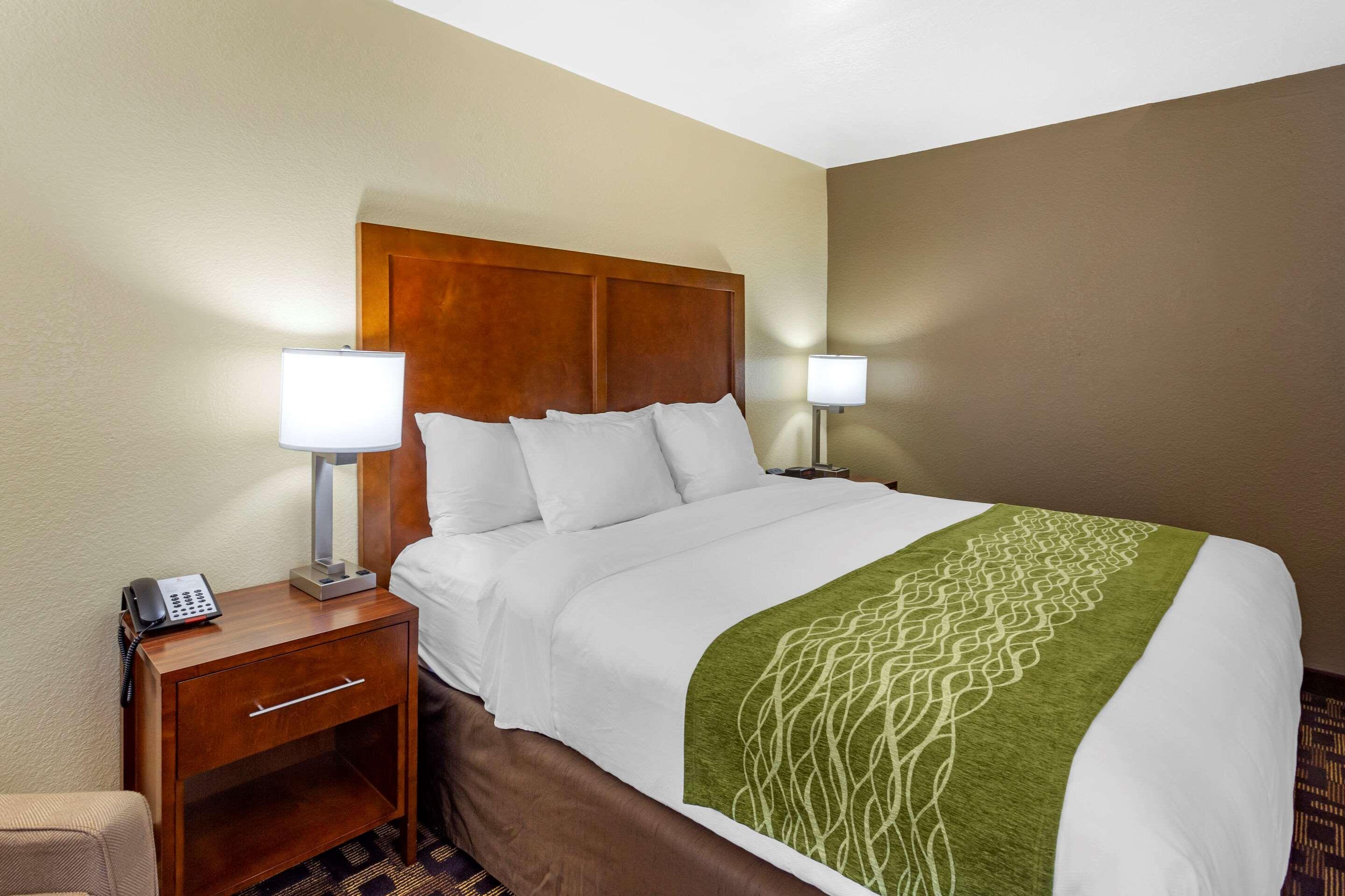 Comfort Inn & Suites North Aurora - Naperville Exterior photo