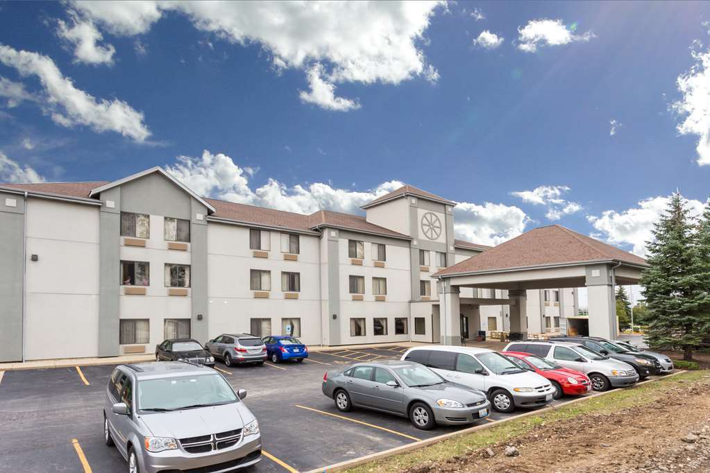 Comfort Inn & Suites North Aurora - Naperville Exterior photo